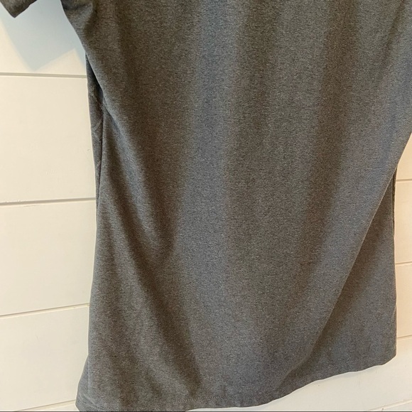 Head | Dark Gray Short Sleeve Vneck Workout Top Size Small - Picture 11 of 13